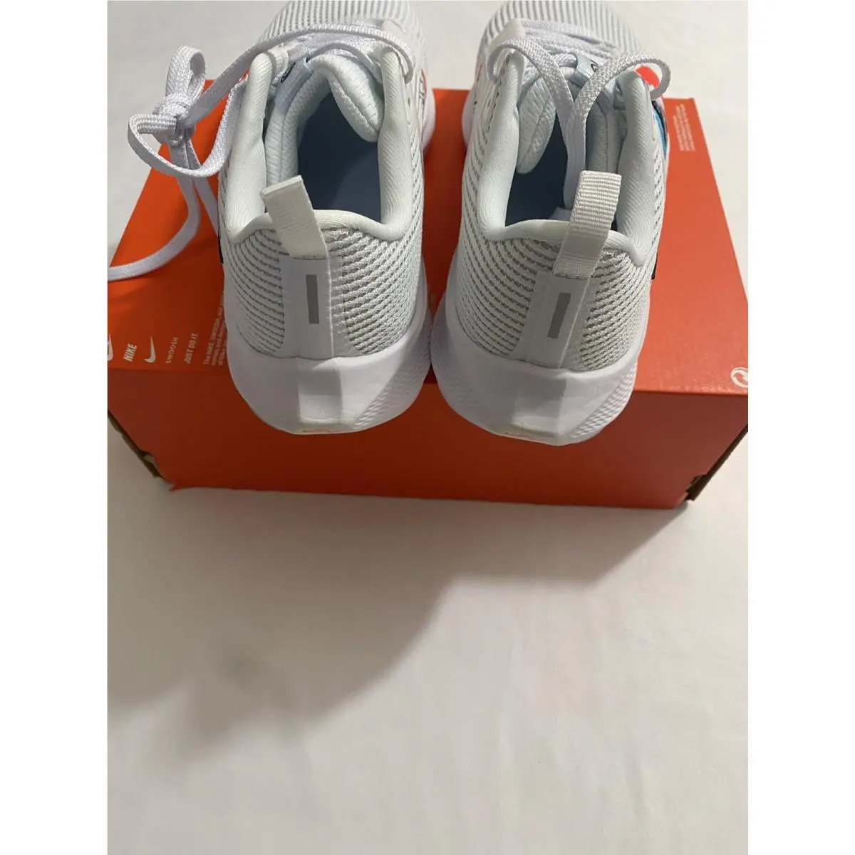 Nike shoes - Nike Air Zoom Pegasus 40 - White (UPC: 0196605005394) 6