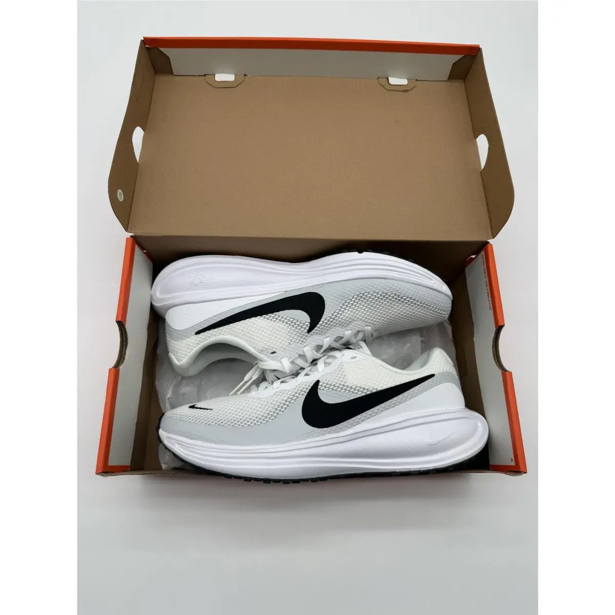 Nike Revolution 8 Shoes Men`s Size 9 White Black Running Sneakers HJ9198 101