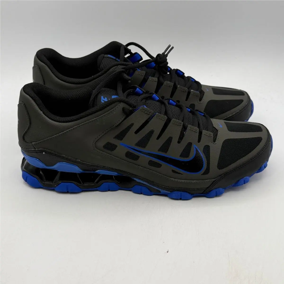Nike Reax 8 TR Mesh Shoes Mens Size 12 Newsprint Racer Blue Training 621716-012