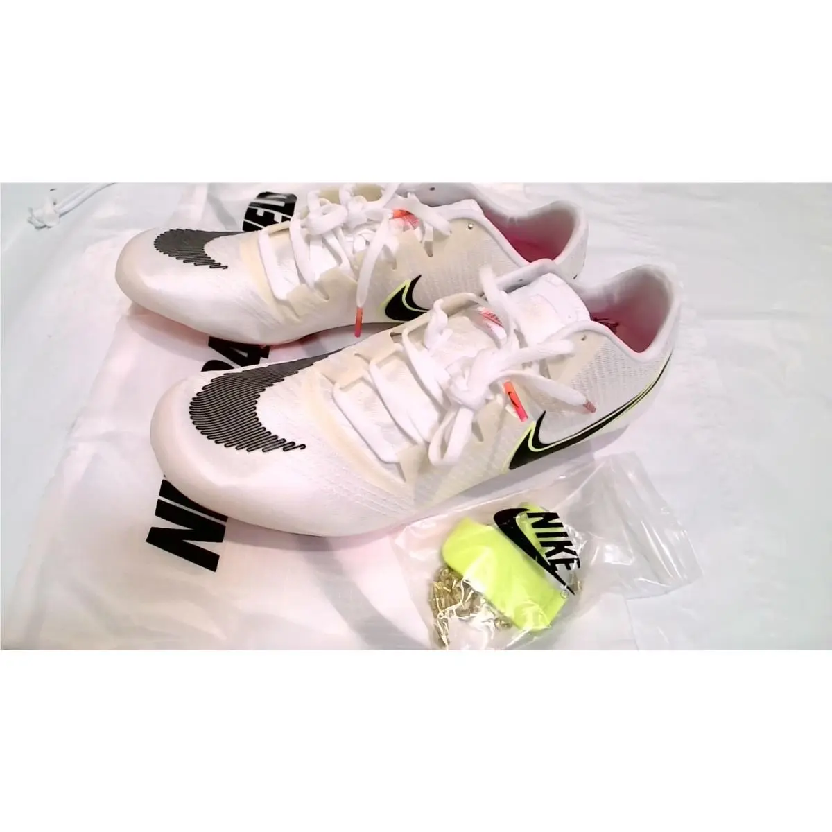 Nike shoes - WHITE BLACK PINK (UPC: 195238855512) 4