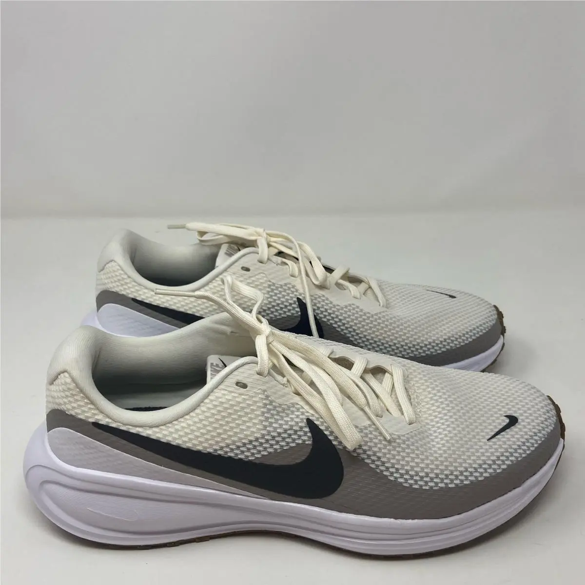 Nike Revolution 8 Wide Phantom/medium Ash Men’s 9.5