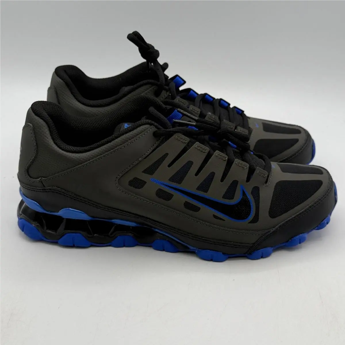 Nike Reax 8 TR Mesh Shoes Mens Size 8.5 Newsprint Racer Blue Training 621716-012