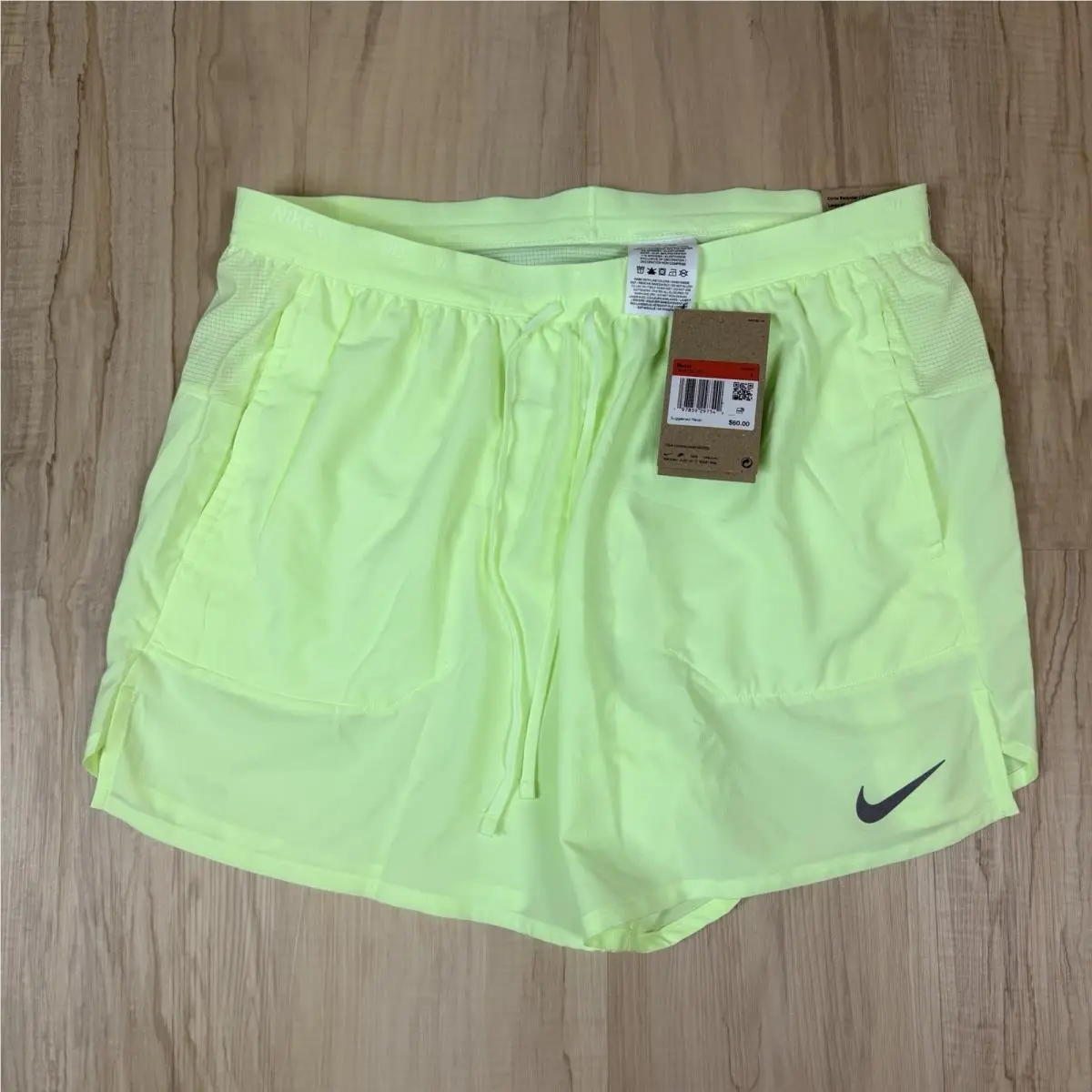 Nike clothing - Nike Dri-Fit - Green 3