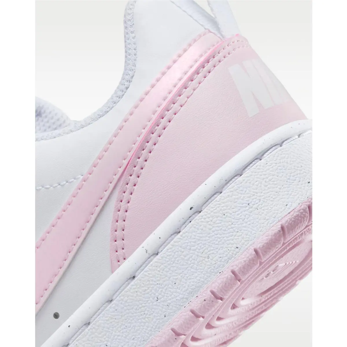 Nike shoes - Nike_DV5456-105_7Y_UPC - Nike_DV5456-105_7Y_UPC - White/Pink 0