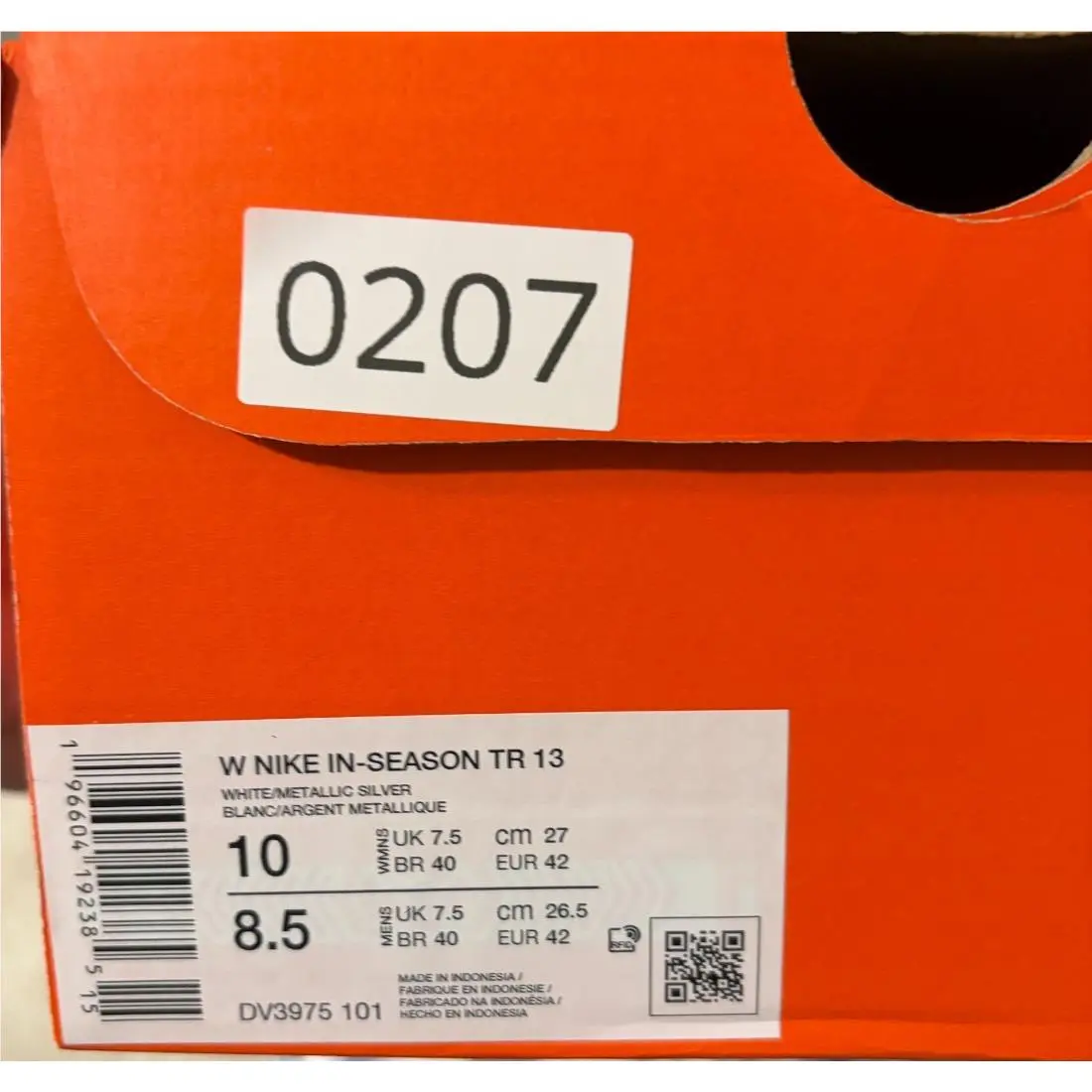 Nike shoes - White 4