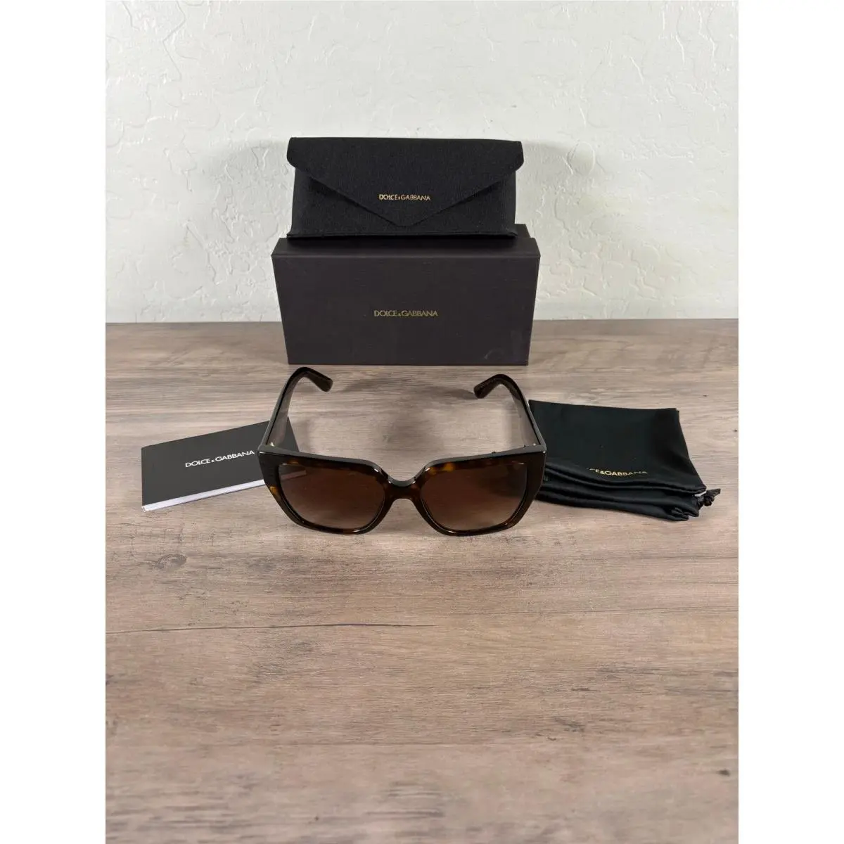 Dolce Gabbana Crossed Brown Tortoise Sunglasses Women`s - Case Cloth