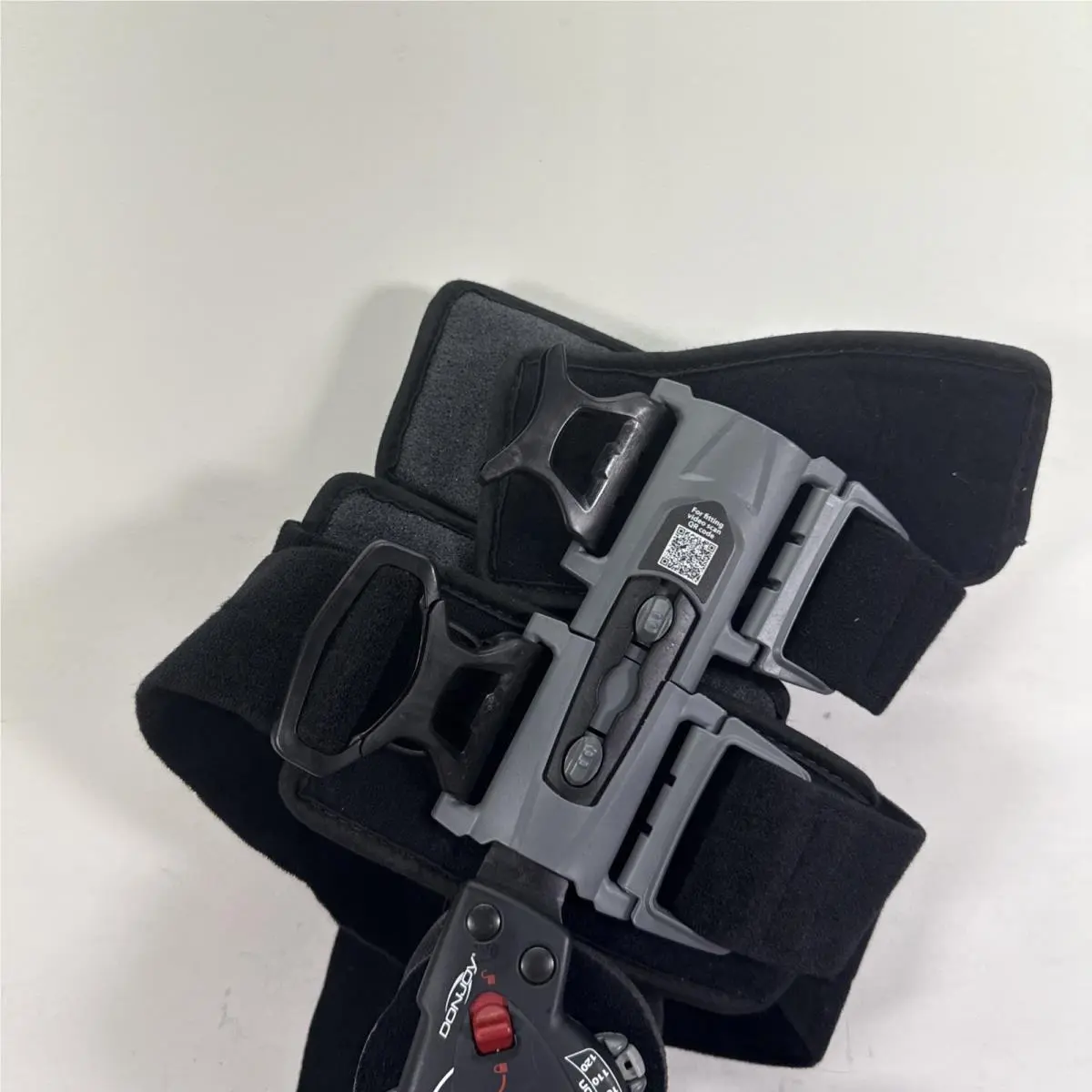 DonJoy  - ROM Post-Op Knee Brace - ROM Knee Brace - 11-2151-9 - Black 2