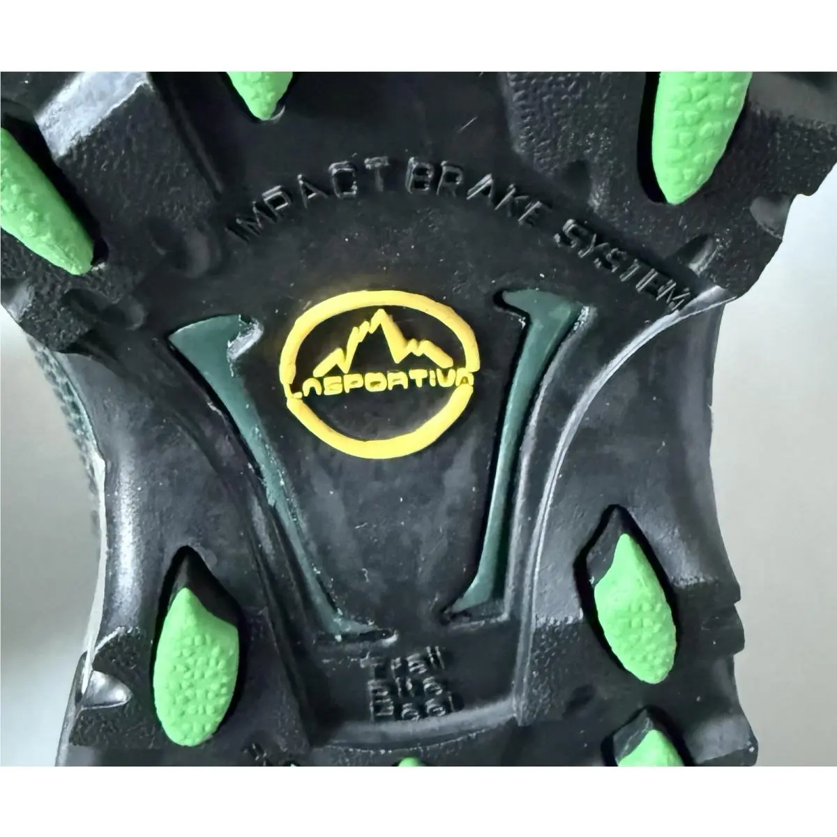 Lasportiva shoes - La Sportiva Wildcat - Wildcat - Garden/Forest Green (UPC: 0801216826268) 6