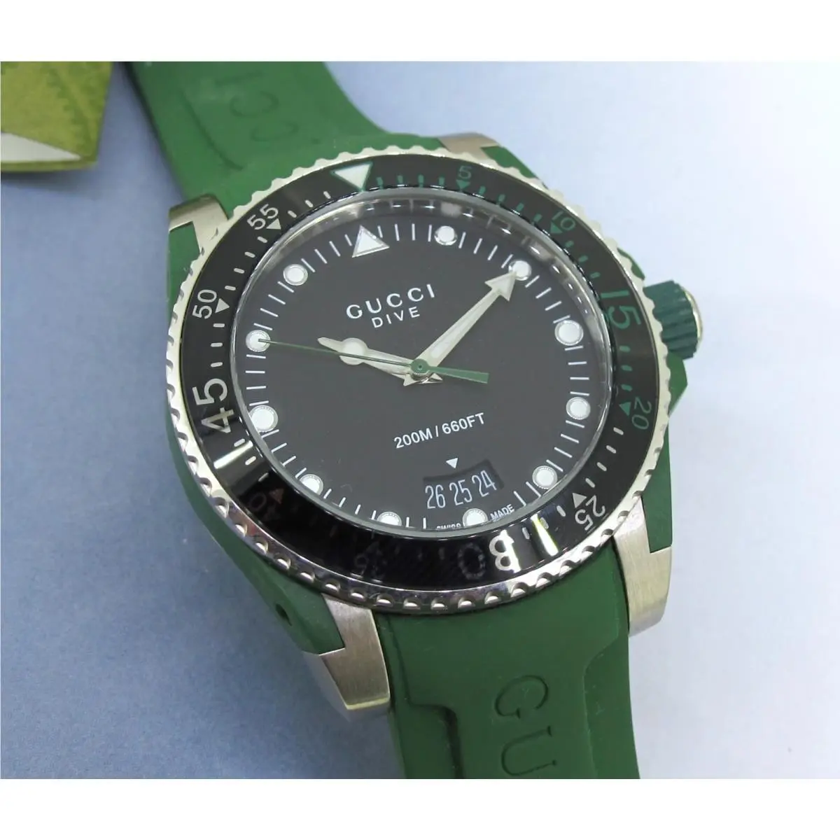 Dive Black Dial Green Rubber Men`s Watch YA136310 Quart Movement 40MM by Gucci
