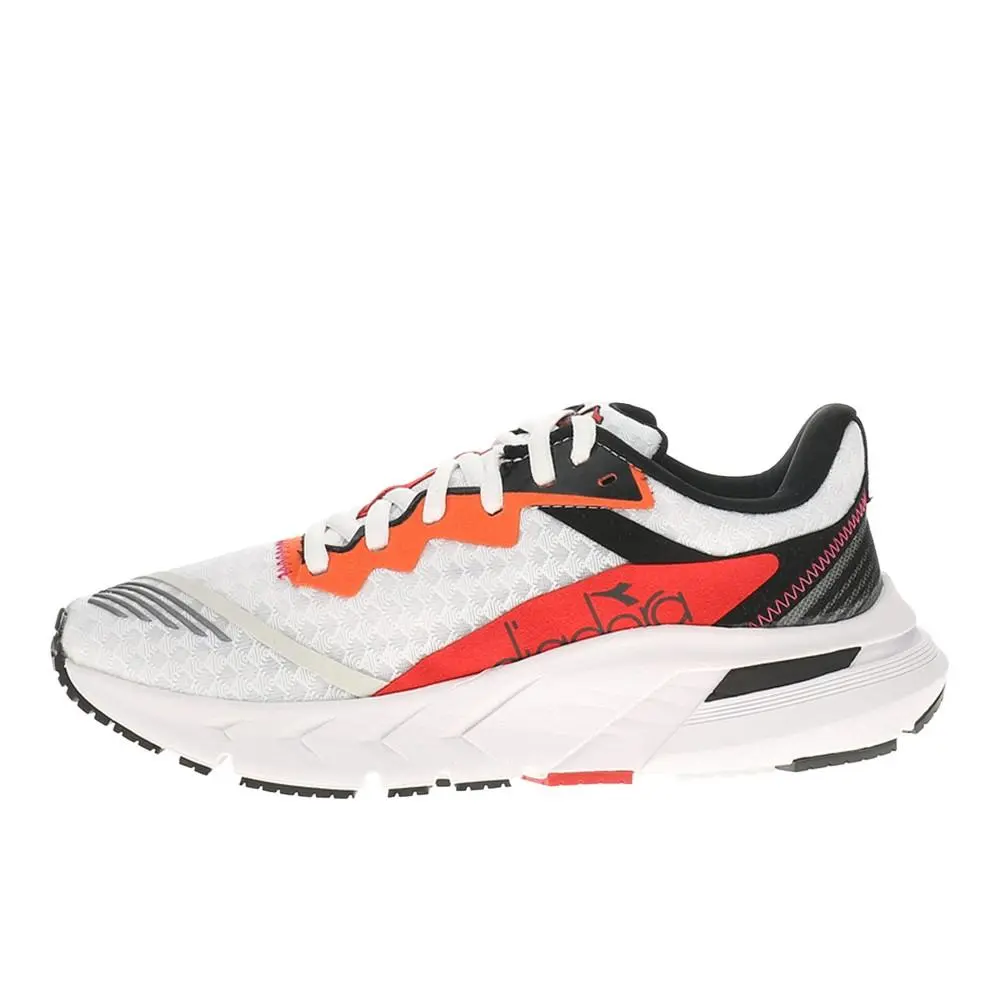Diadora shoes - diadora Mythos Blushield Volo 2 Running - 178072-C6714 - White 6