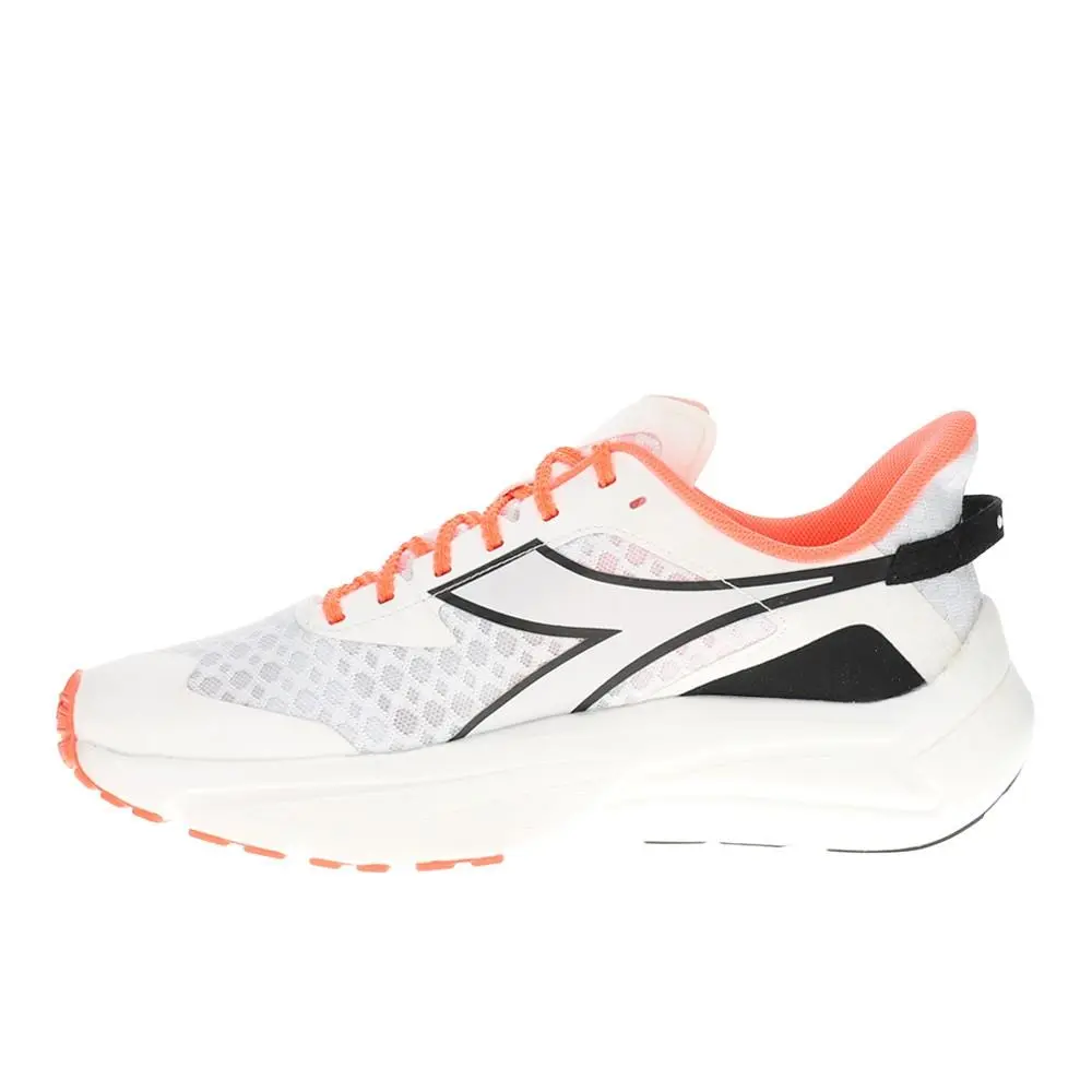 Diadora shoes - diadora Frequenza Running - Frequenza Running - 180249-C8990 - White 1