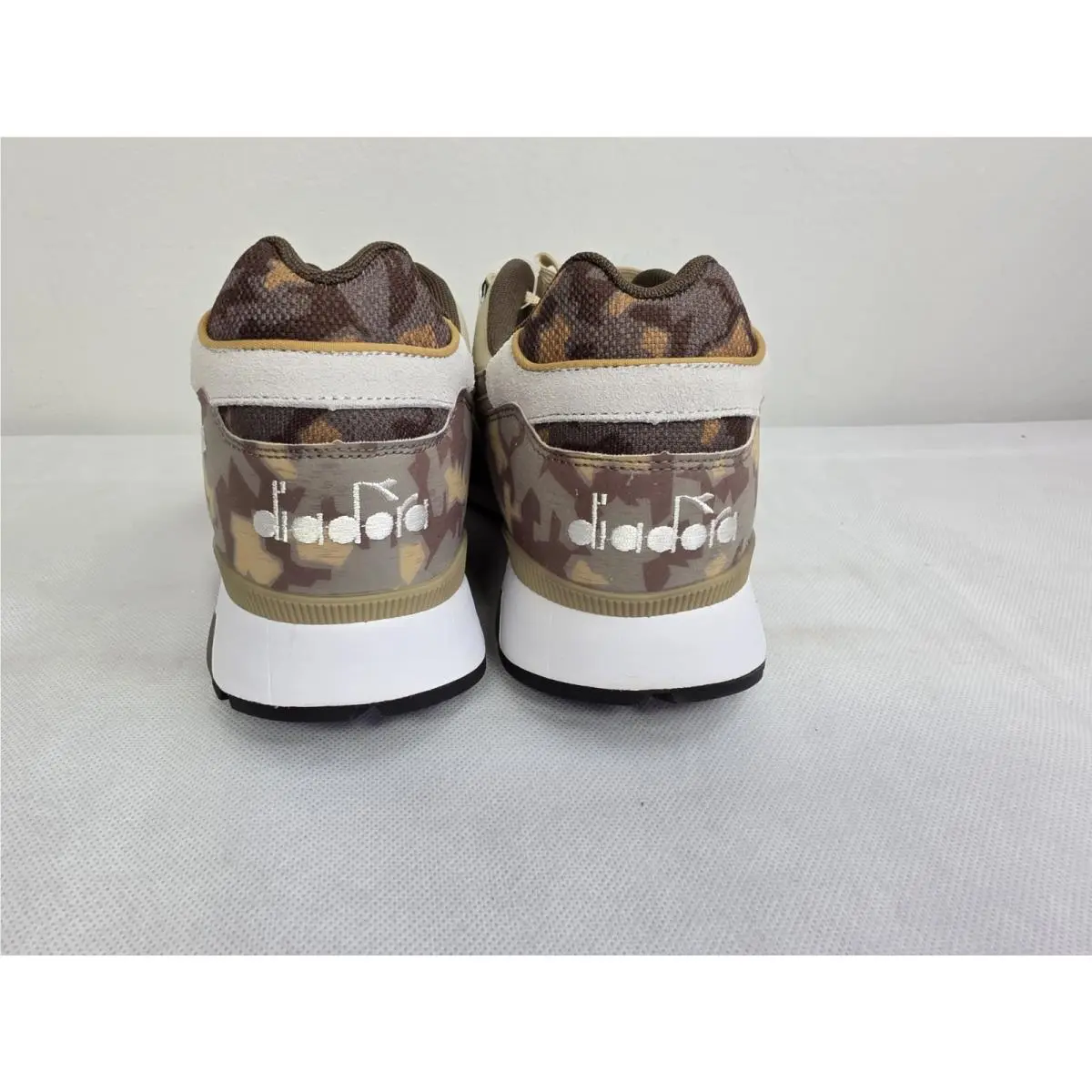 Diadora shoes - Diadora V7000 - Camo Beige 13