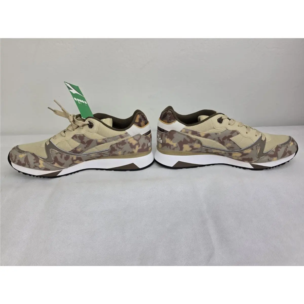 Diadora shoes - Diadora V7000 - Camo Beige 5