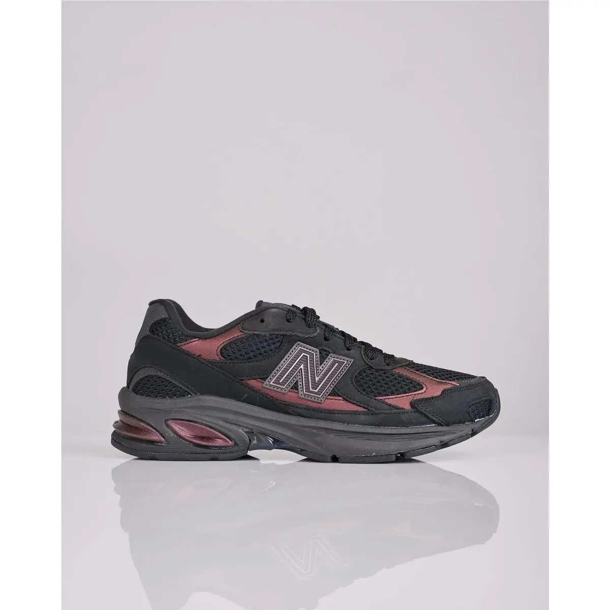 New Balance shoes - New Balance 2010 V1 - Black Iridescent 2