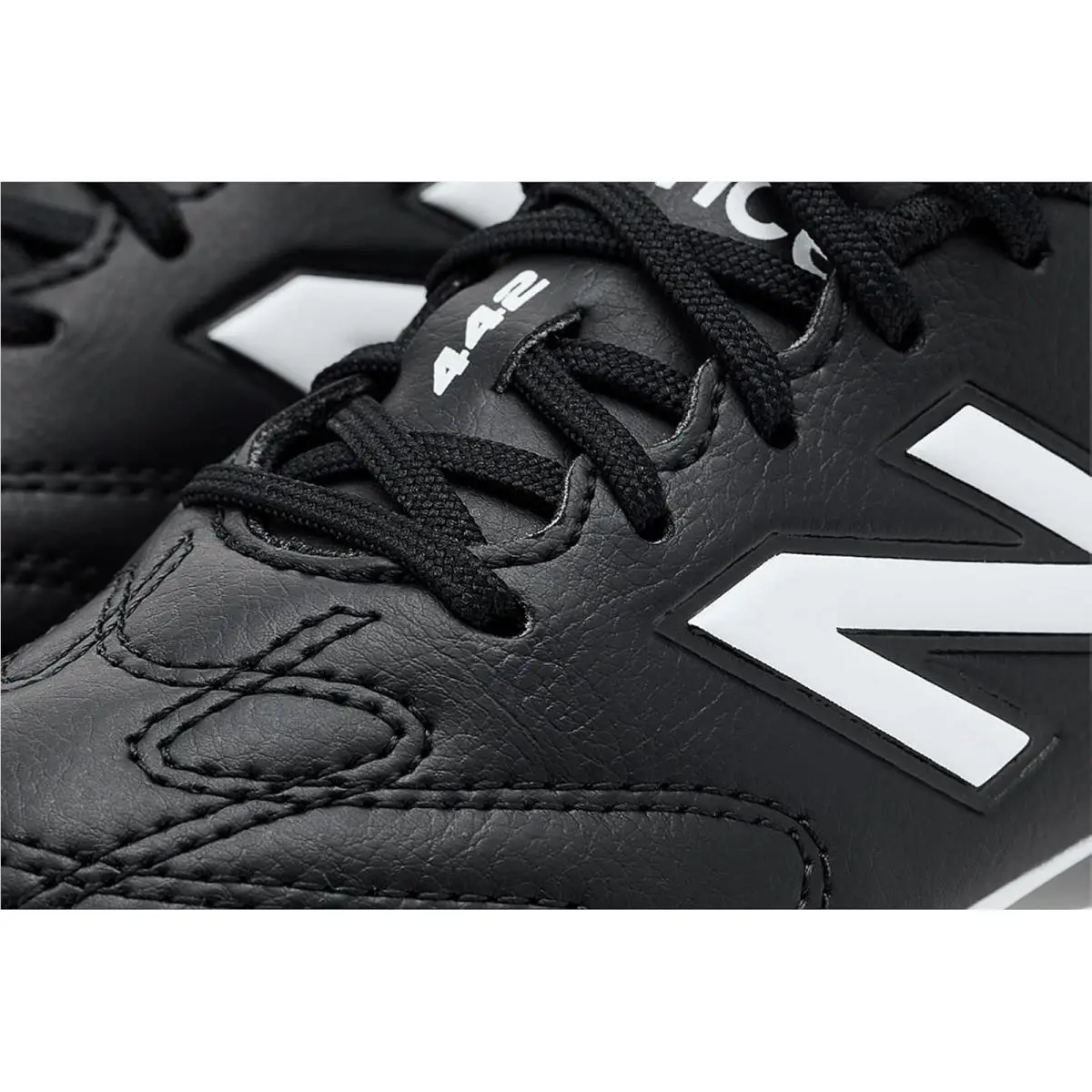 New Balance shoes - Black/White 11