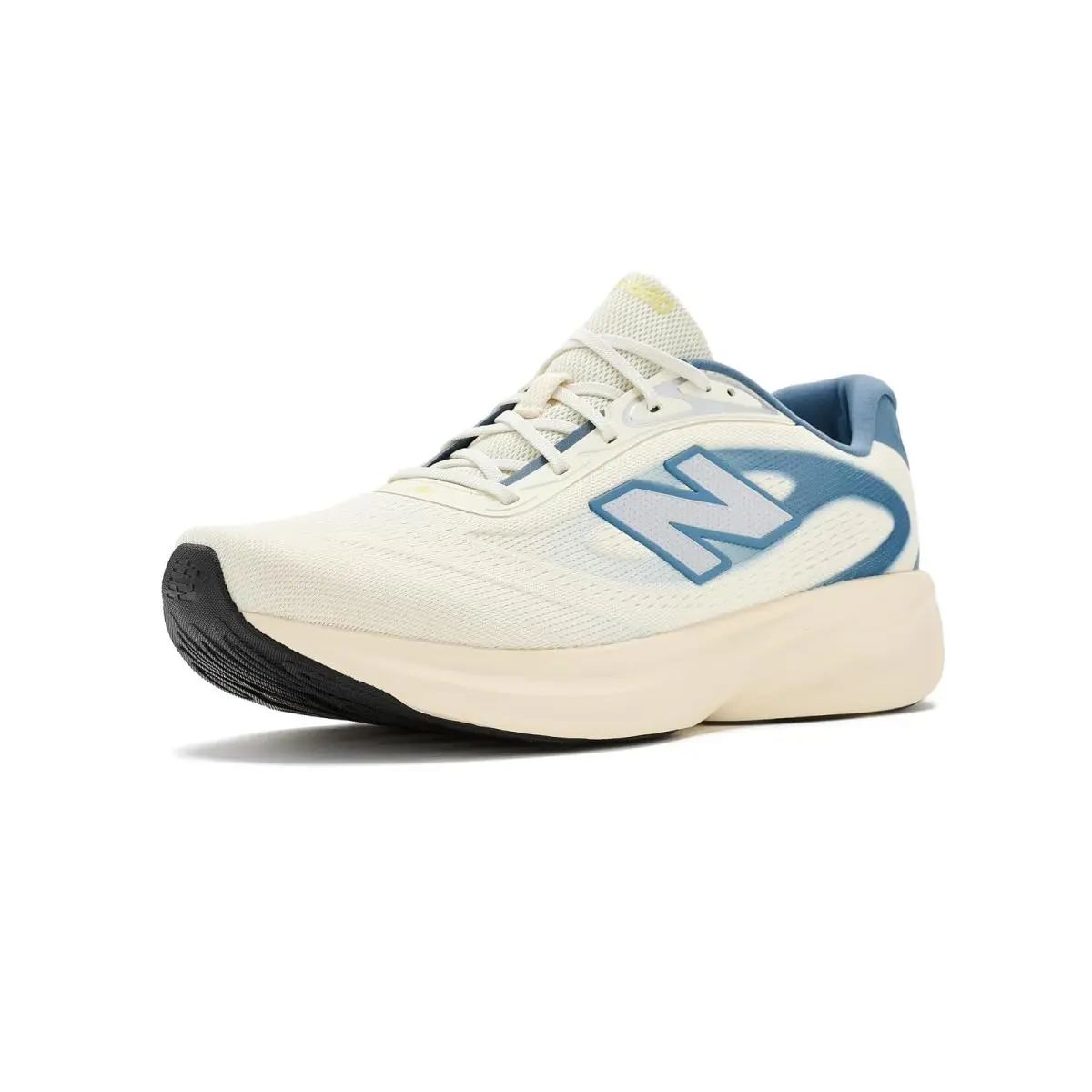 Man`s Sneakers Athletic Shoes New Balance Fresh Foam 680 V9