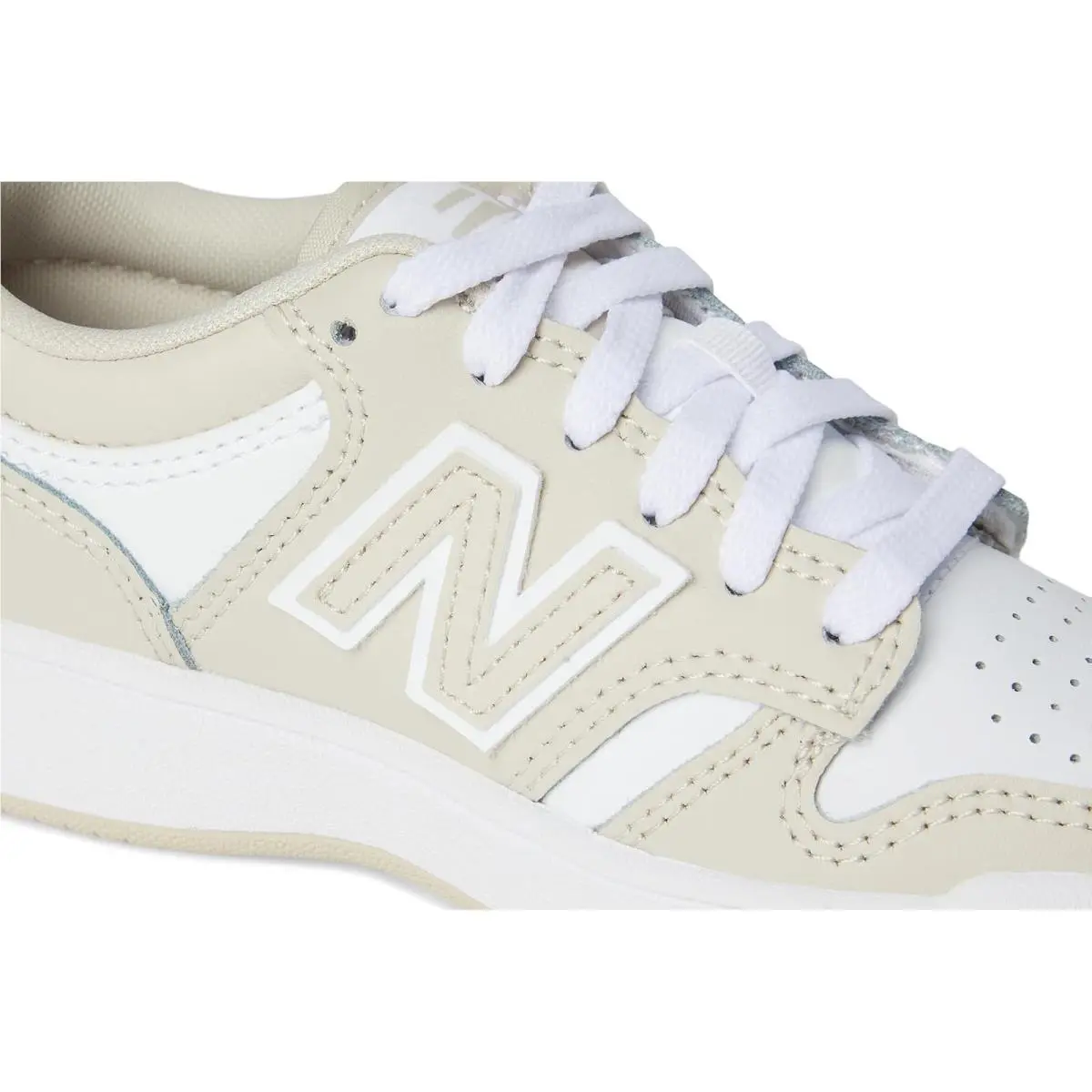 New Balance shoes - Black/White 23