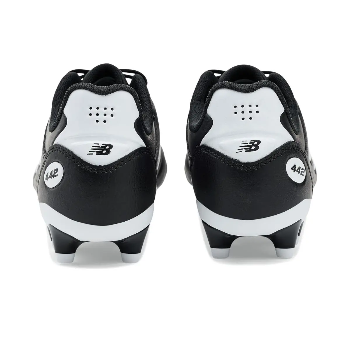 New Balance shoes - Black/NB White 5