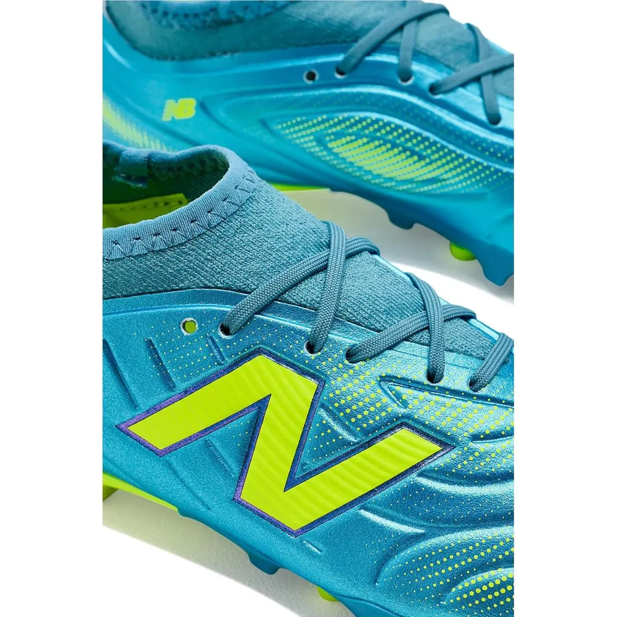 New Balance shoes - Metallic Blue/Alkaline Green 11