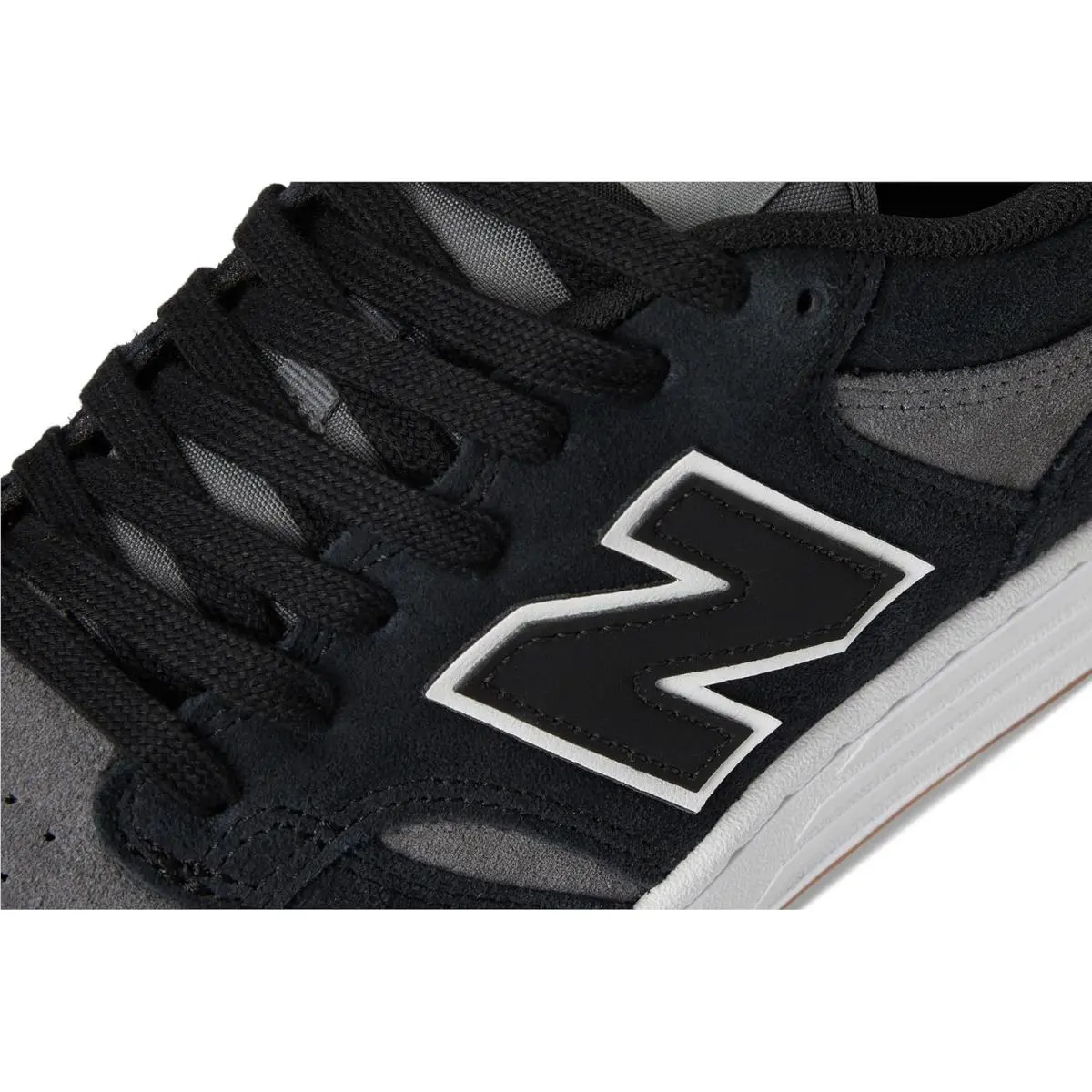 New Balance shoes - Baby Blue/Gum 32