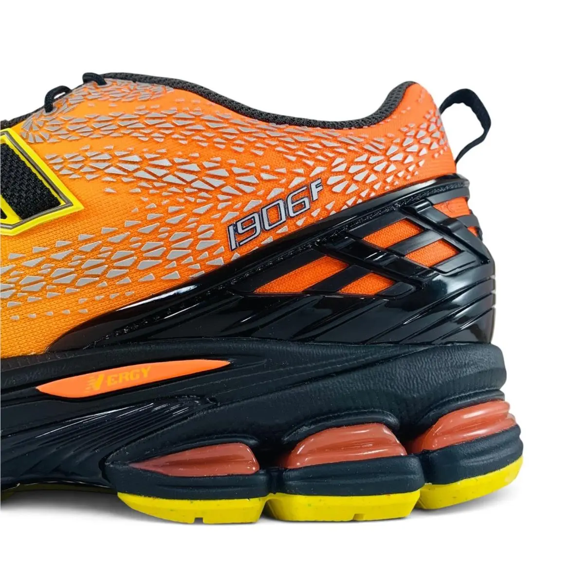 New Balance shoes - New Balance 1906F Utility - Utility - U19066QG - Multicolor 20