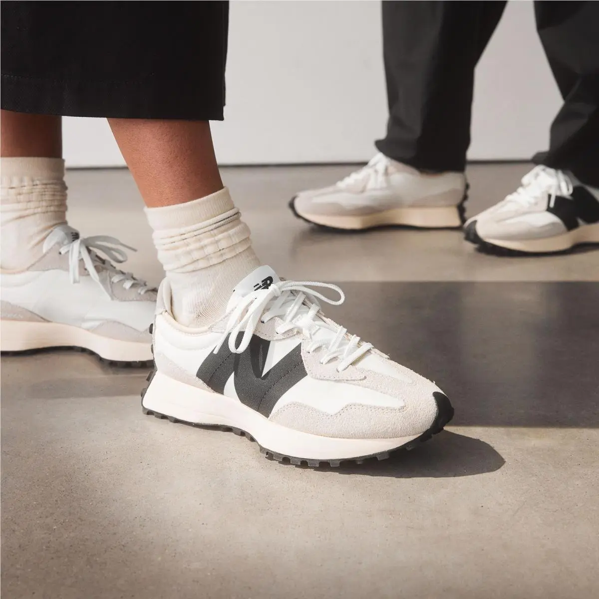 New Balance shoes - New Balance 327 - WS327FE - White 0
