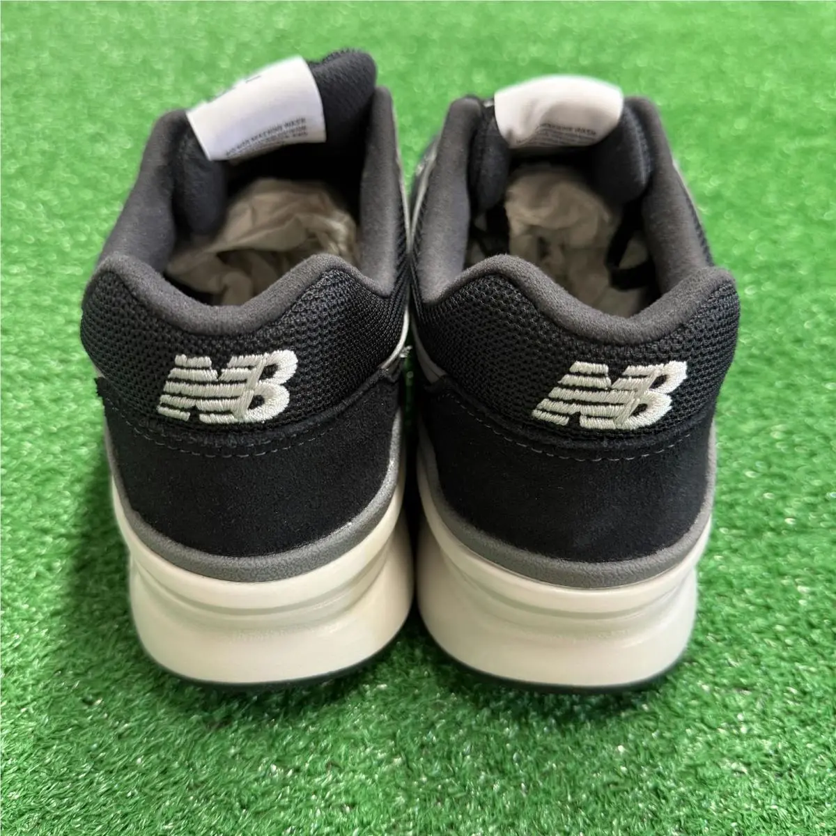 New Balance shoes - 997 Black Silver - Black Silver - CM997HCC - Black 3