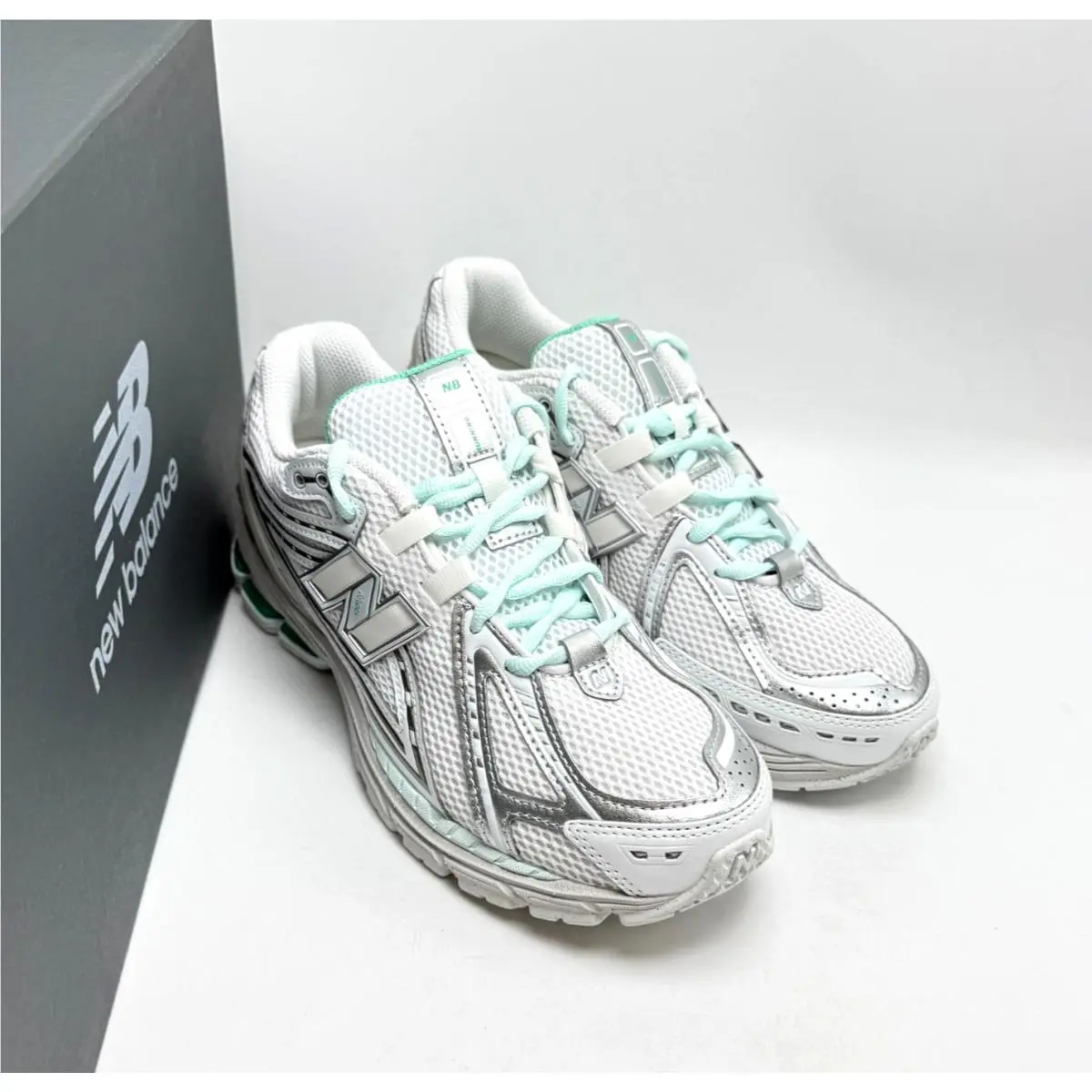 New Balance shoes - New Balance U1906R - U19061HV - White 0