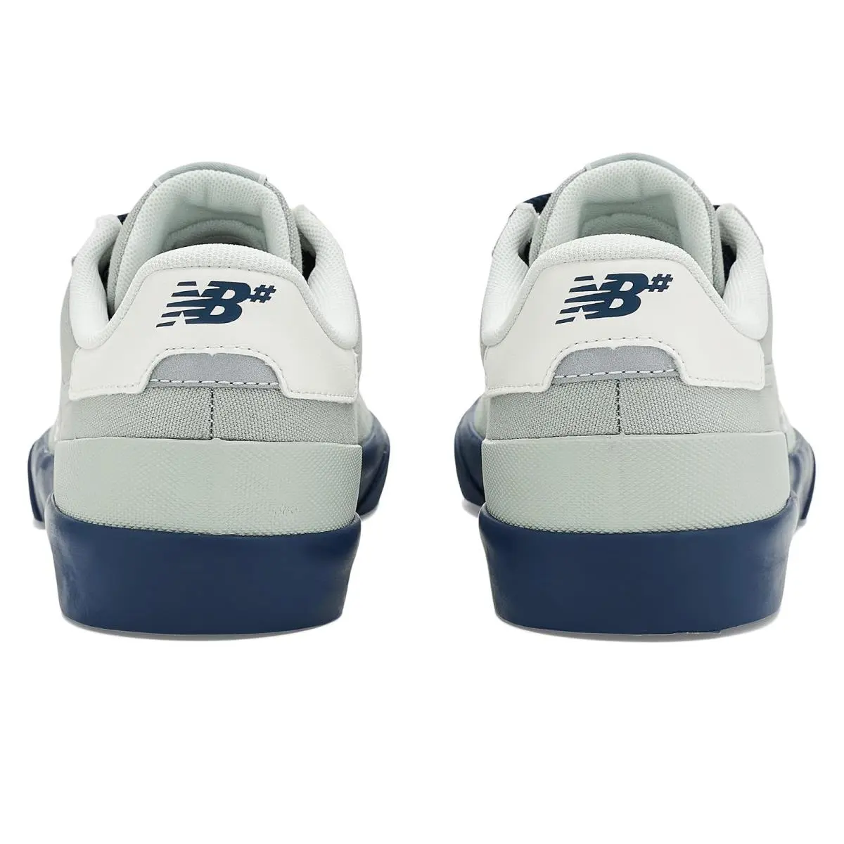 New Balance shoes - Black/White 3 25