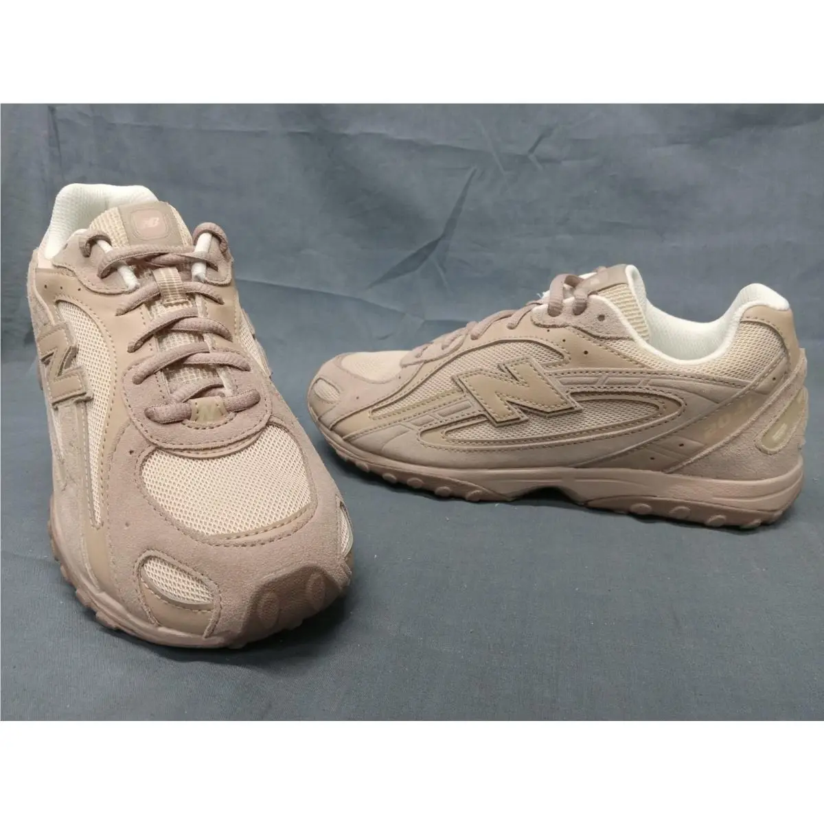 New 204L Lace (gs) Balance 204L Lace GS Sneaker G204L5CB Grey Beige Boys Size 6.5