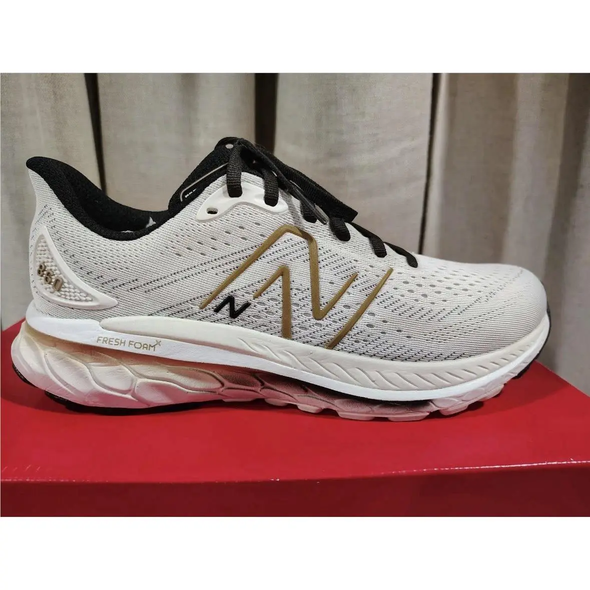 Size 6 New Balance Fresh Foam X 860v13 Women’s Running Shoes White/black W/box