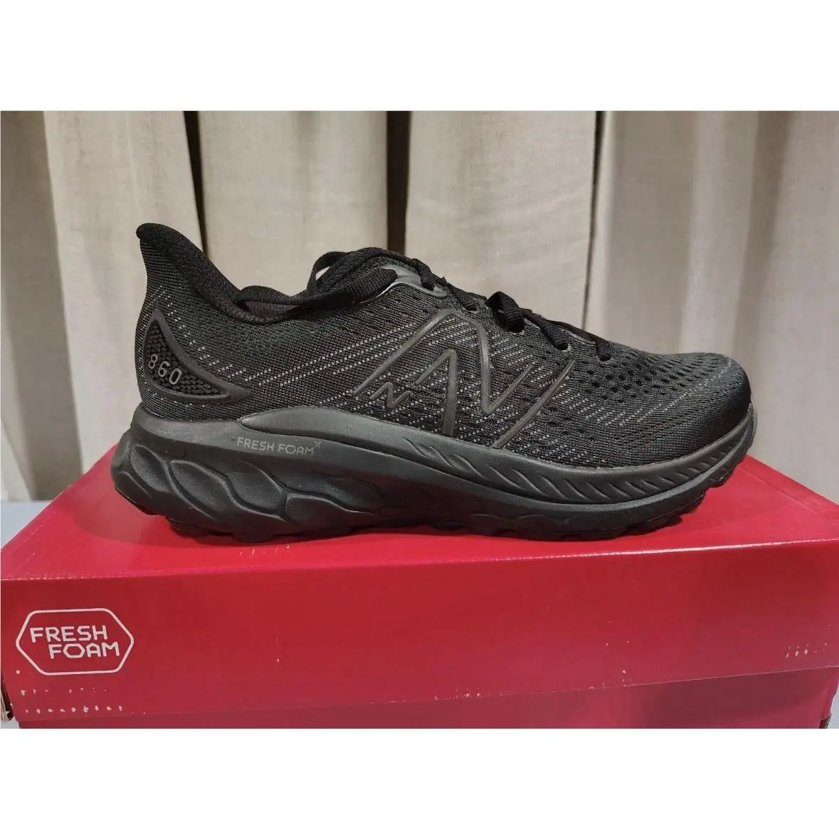 Size 7 New Balance Fresh Foam X 860v13 Women’s Running Shoes Black/grey W/box
