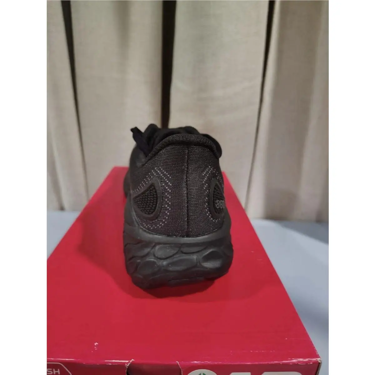 New Balance shoes - New Balance 860 - W86OT13 - Black 2
