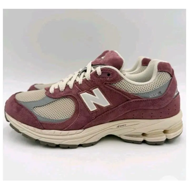New Balance shoes - New Balance 2002 R - U2002RS - Purple 0