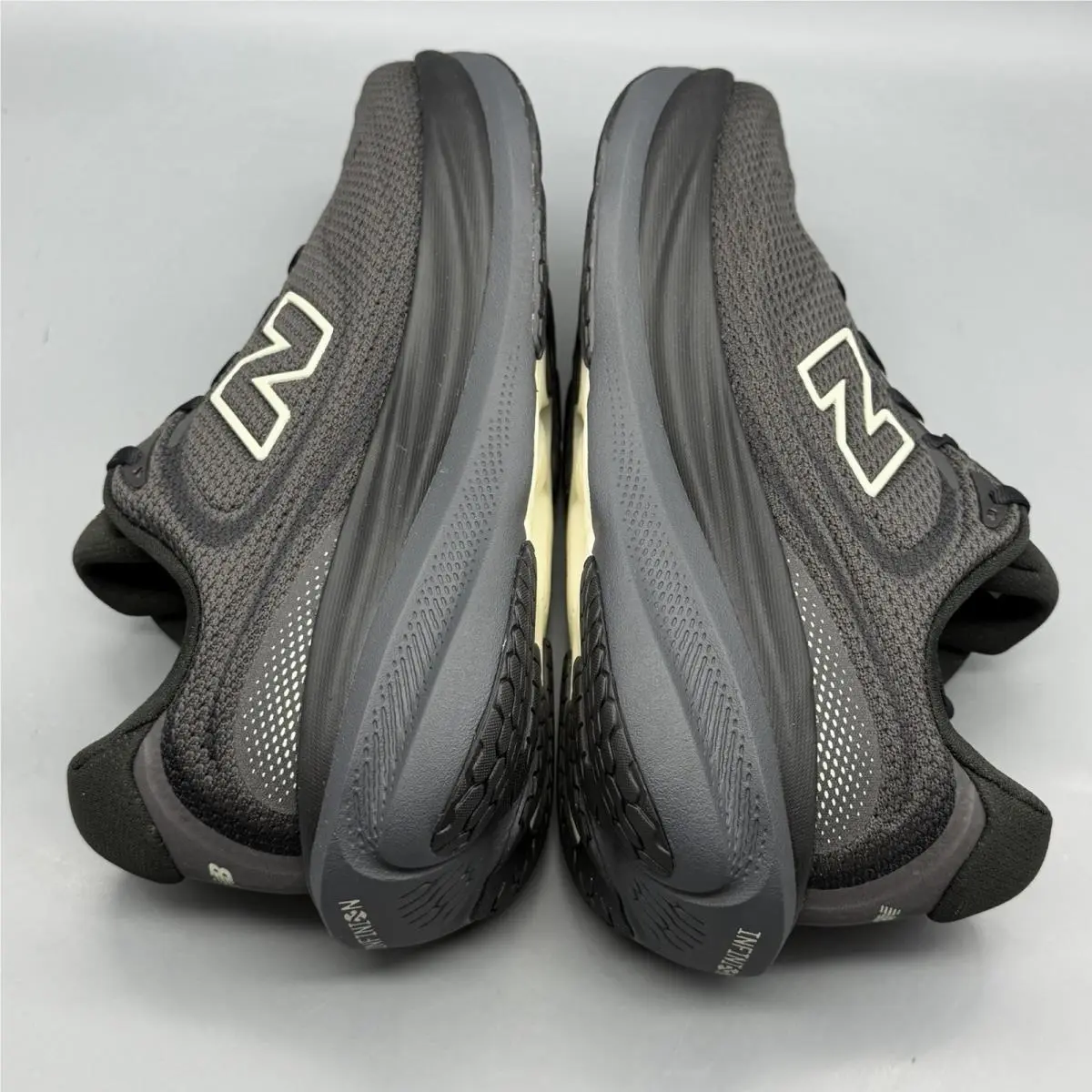 New Balance shoes - New Balance 1080v15 - W10803AW - Black (UPC: 0198689531974) 4