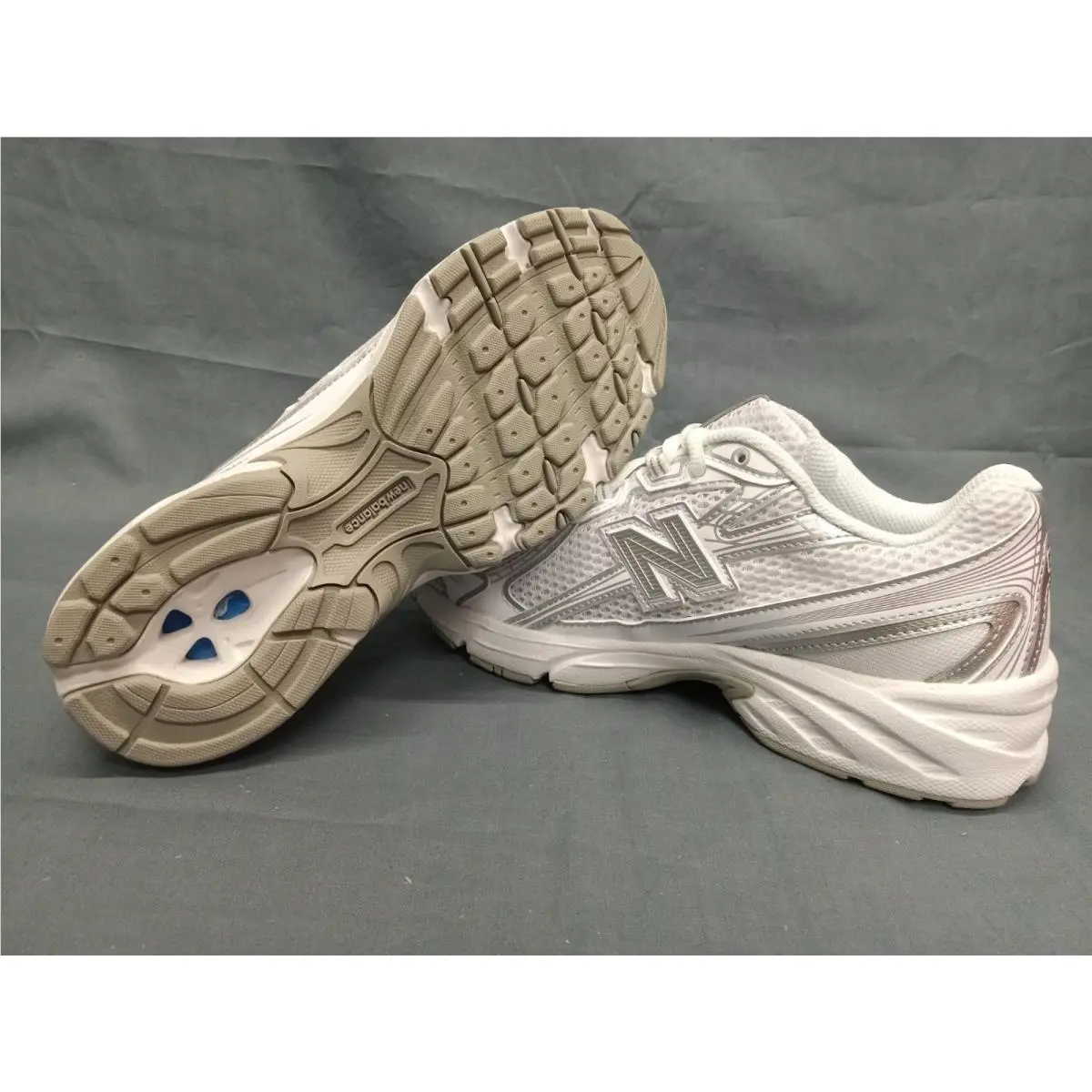 New Balance shoes - New Balance 740 - GR740WM - White (UPC: 197967900020) 0