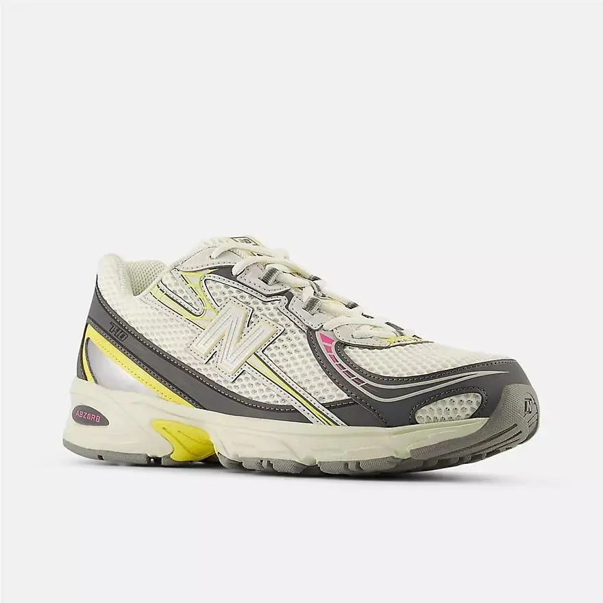 New Balance shoes - New Balance 740 - U740411 - White 1