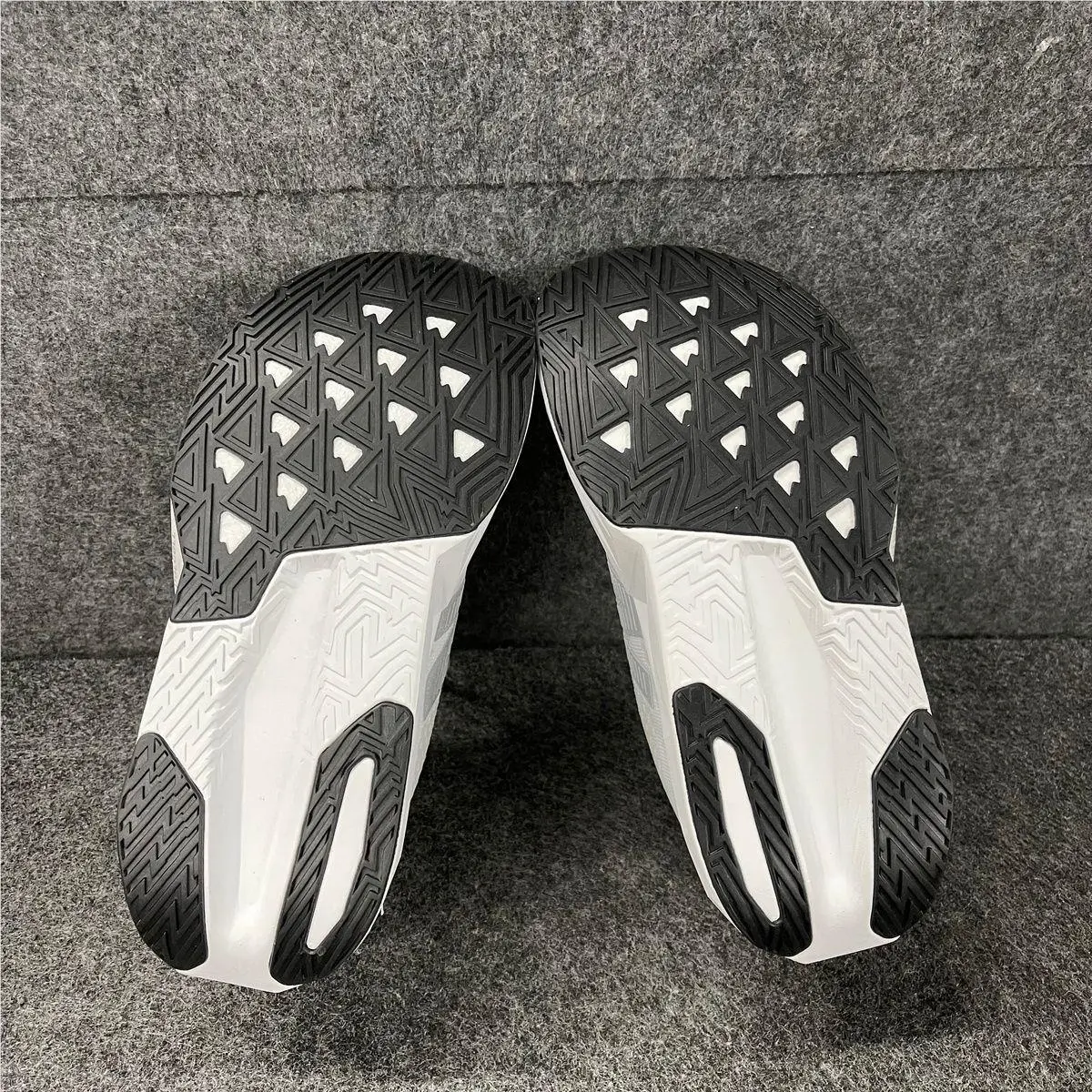New Balance shoes - WFCXLM5 - WFCXLM5 - White (UPC: 198686801445) 2