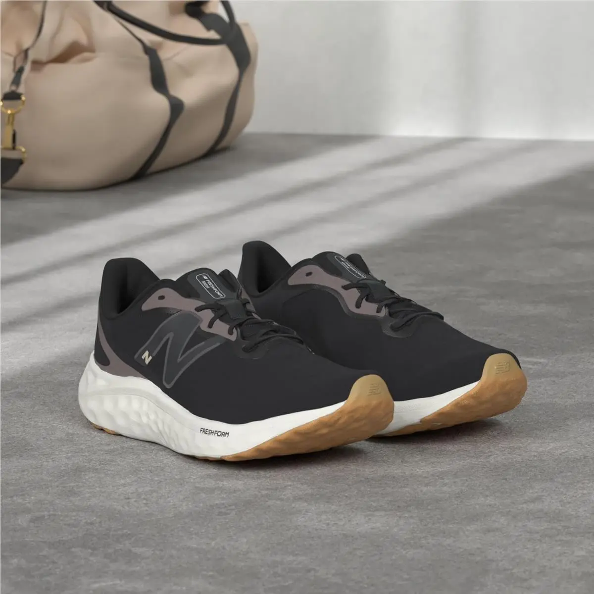 New Balance shoes - WARISEK4-001 (UPC: 726084523029) 0