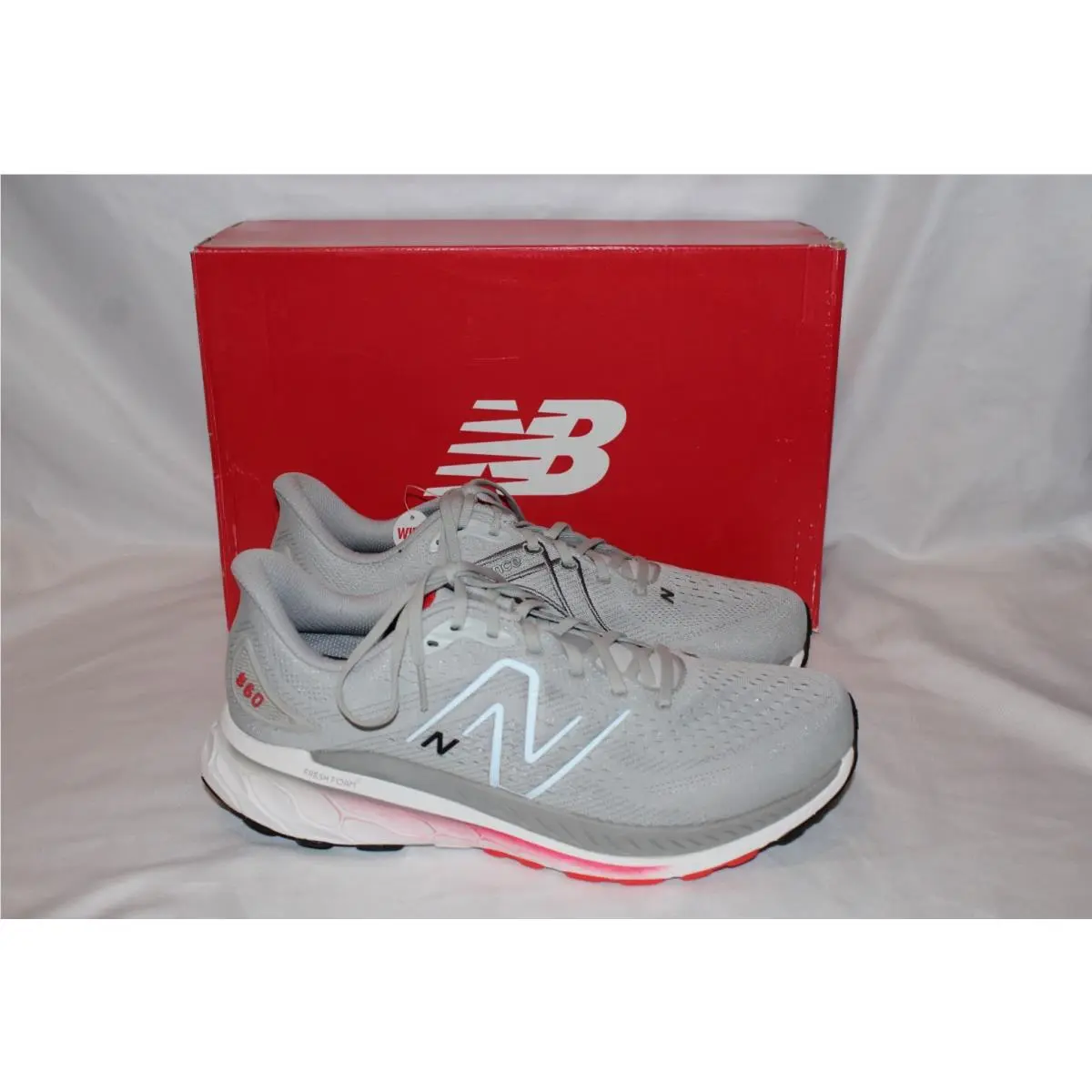 New Balance Men`s 860V13 Athletic Running Sneakers Gray Red SZ 12.5