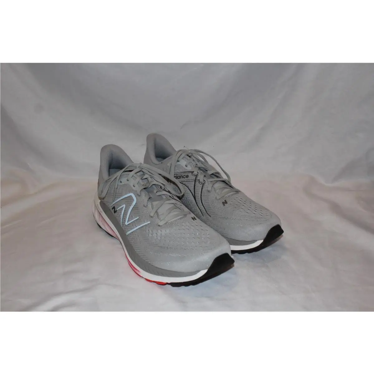 New Balance shoes - New Balance 860 - Gray 0