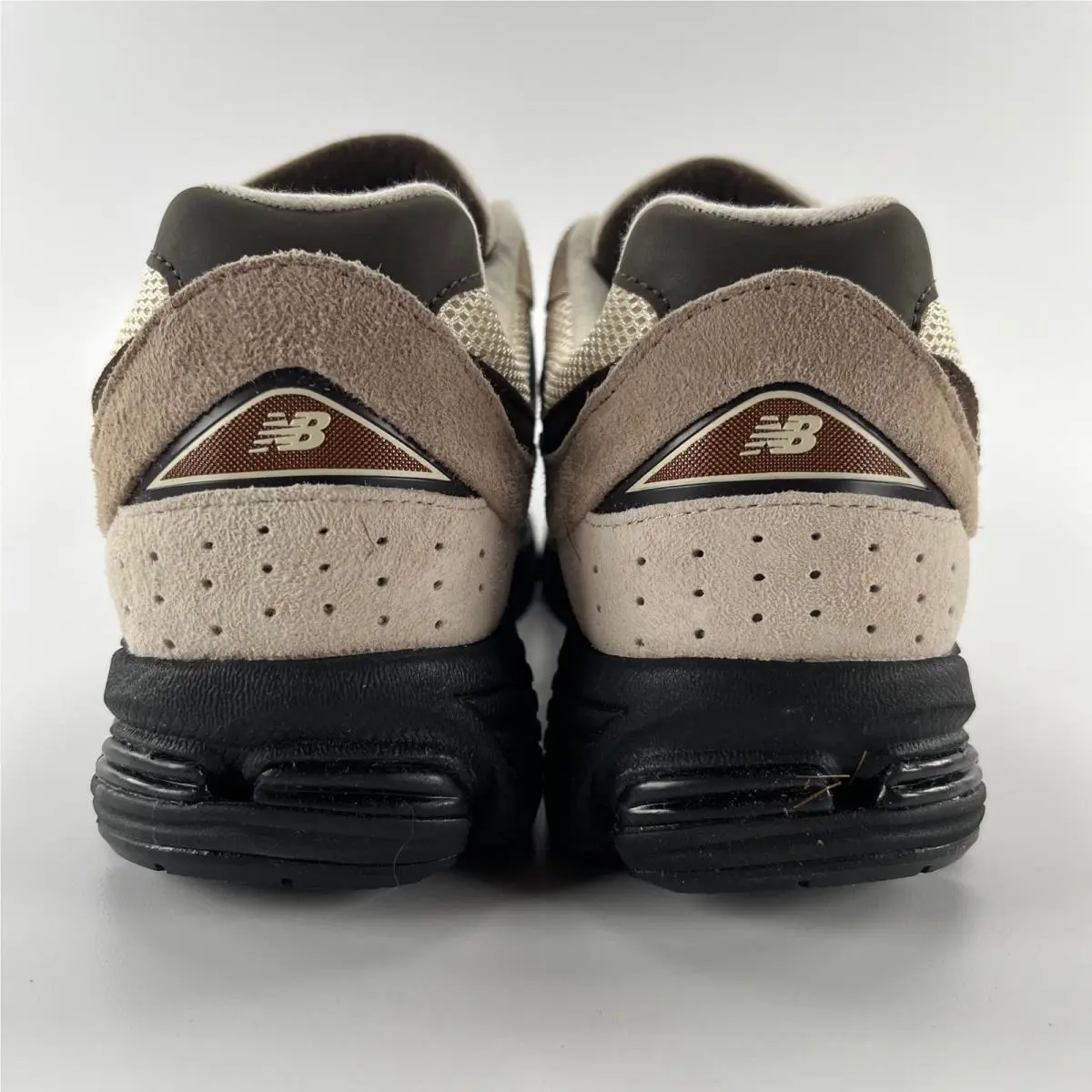 New Balance shoes - New Balance 2002R - M2002RZR - Brown 3