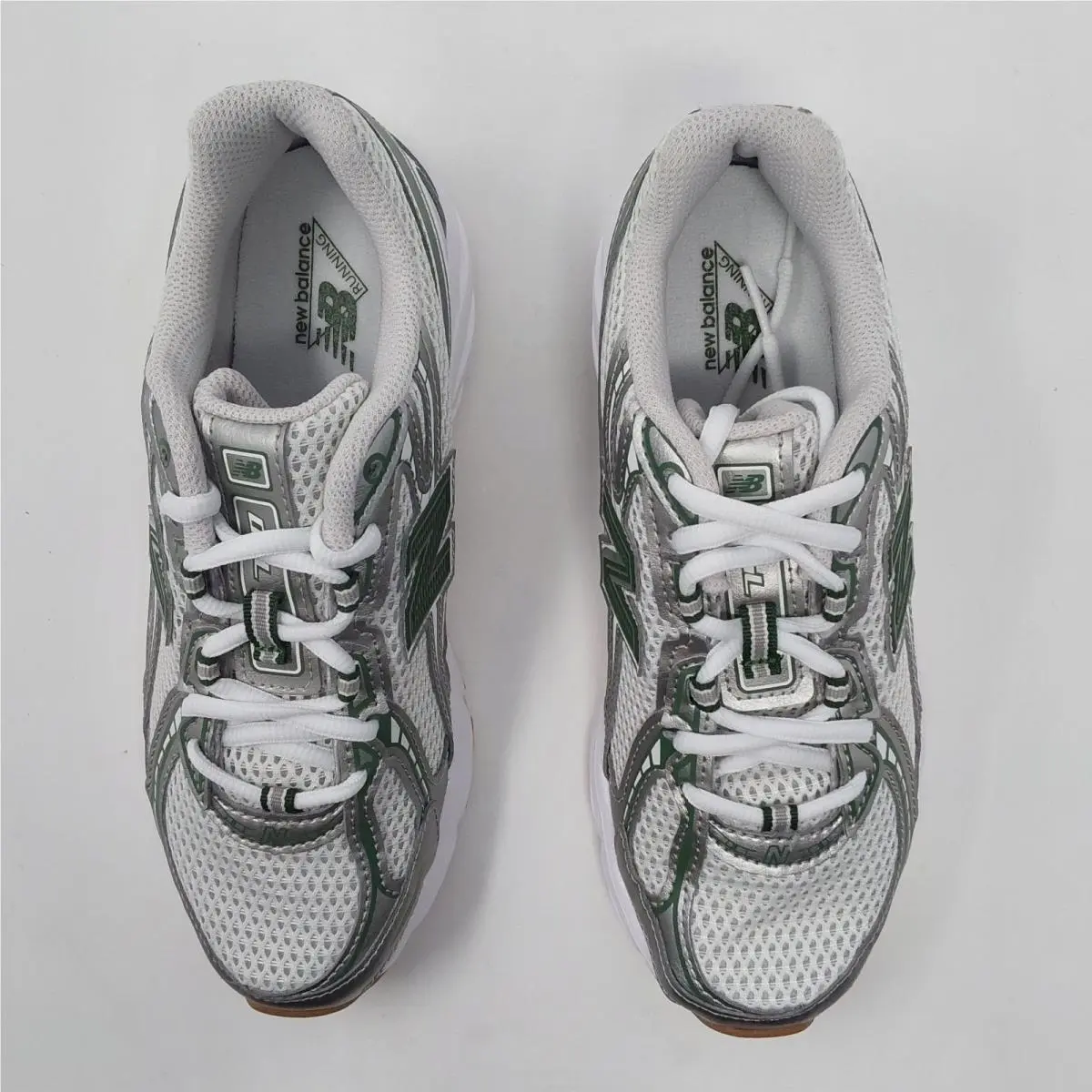 New Balance shoes - New Balance 740 - Green 2