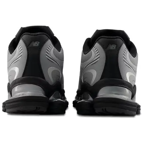 New Balance shoes - New Balance 2000 - 42130220 - Silver / Black 1