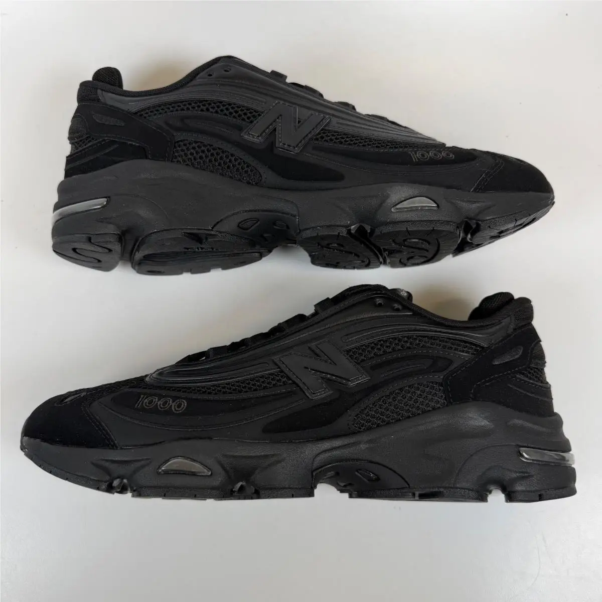 New Balance shoes - New Balance 1000 - Black 0