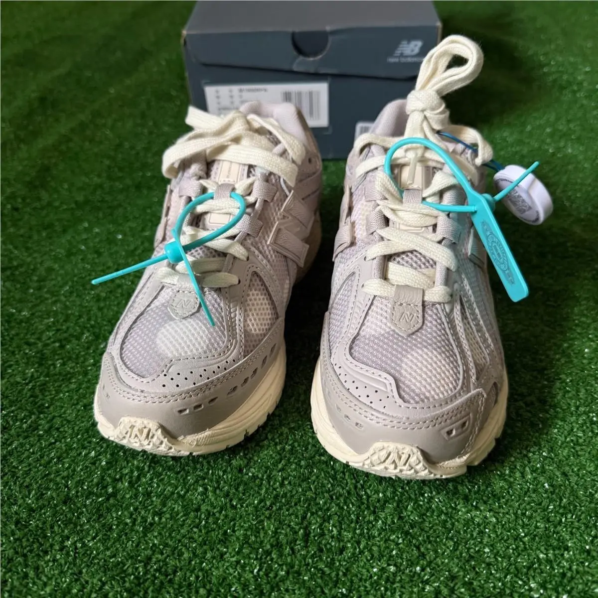 New Balance shoes - Polka Dot Pack Moonrock - Polka Dot Pack Moonrock - M1906RPA - Gray 0