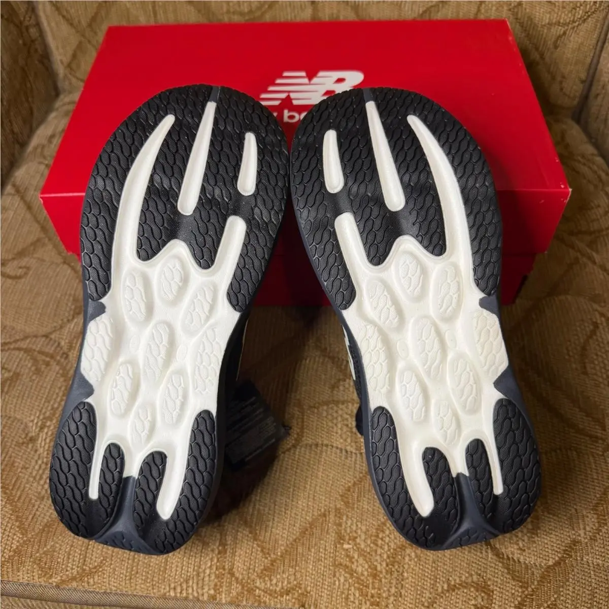 New Balance shoes - New Balance 1080 - Black 4