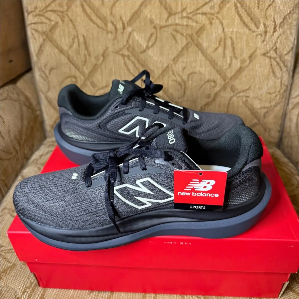New Balance shoes - New Balance 1080 - Black 1