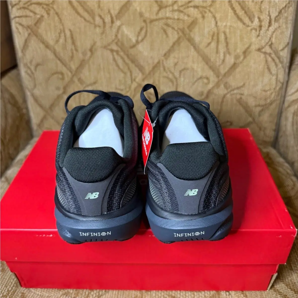 New Balance shoes - New Balance 1080 - Black 3