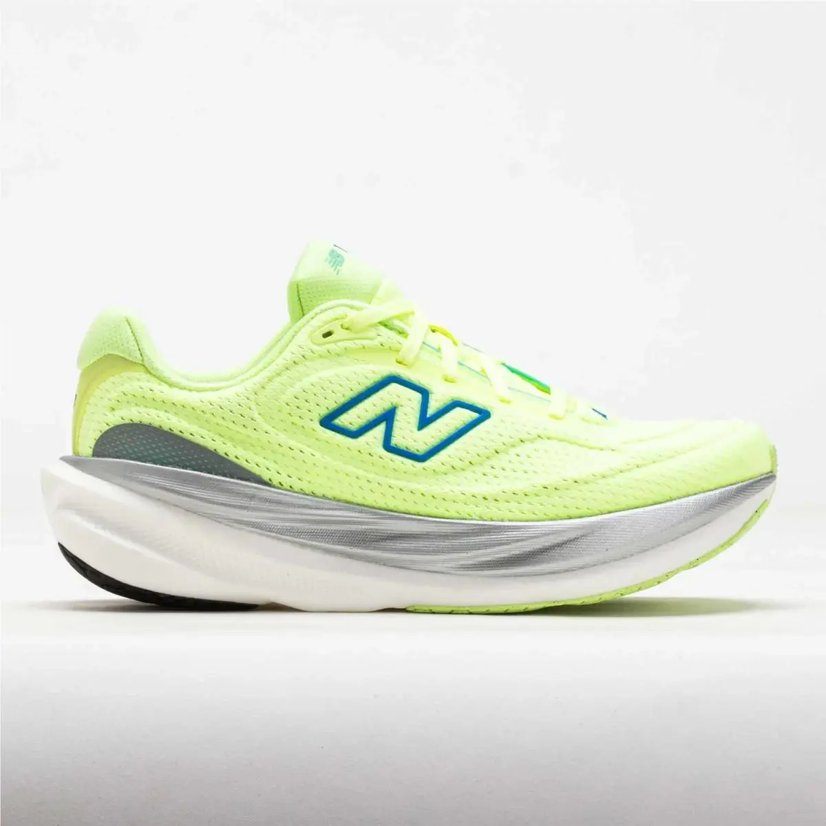 New Balance Women’s 1080v15 Size 8 Running Shoes New Green Blue